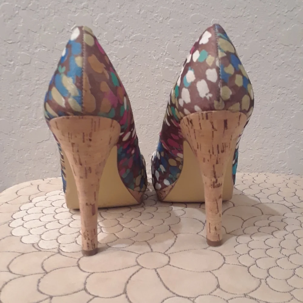 💕HP💕Multicolored Steve Madden Cork High Heels‎